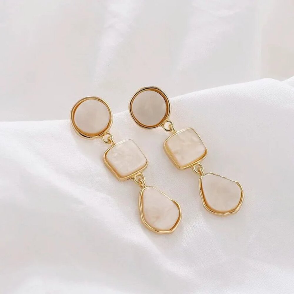 Vintage Retro French Enamel Resin Drop Earrings Boho Fashion Jewelry, Cream